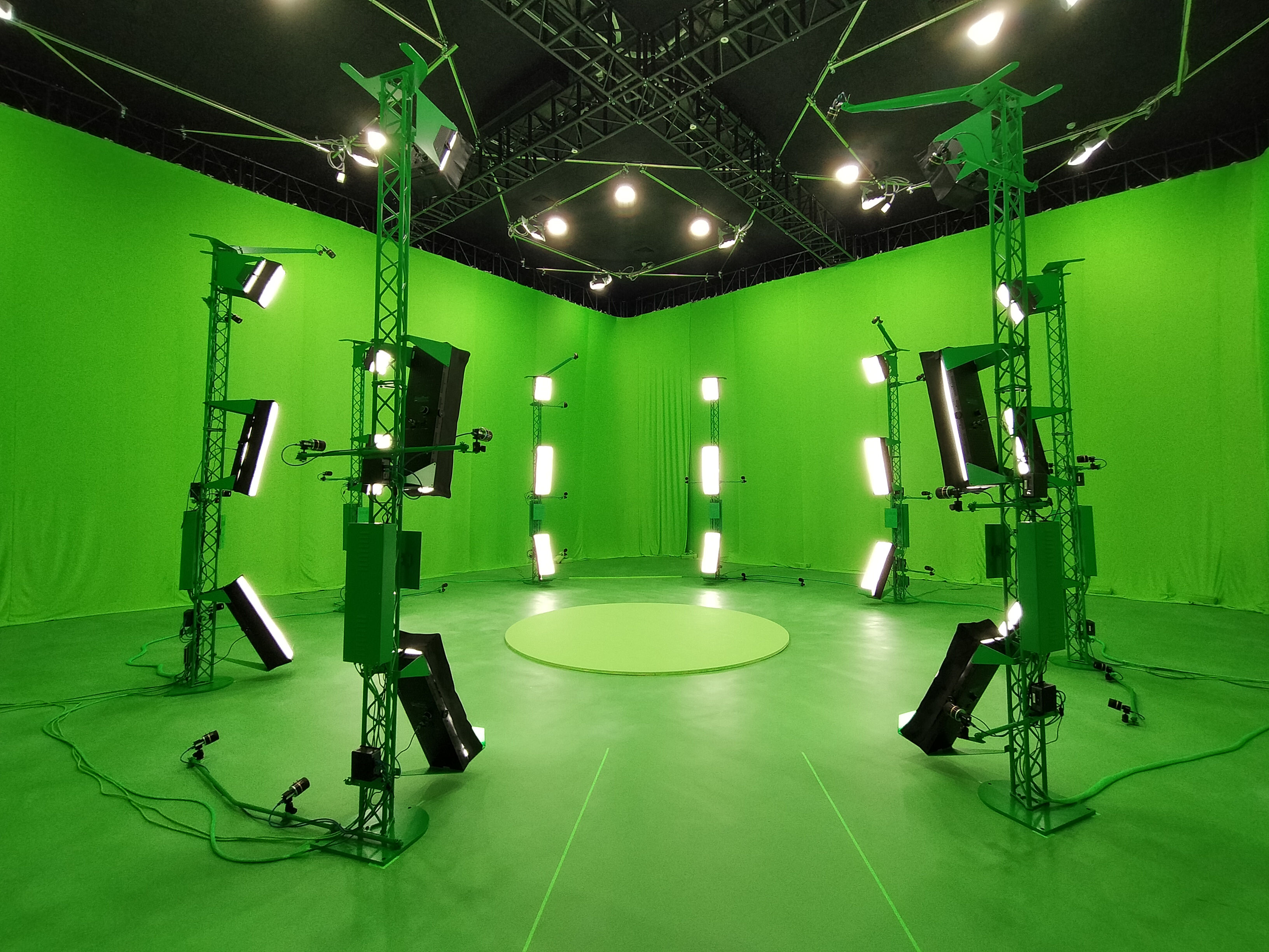 IP內容實驗室虛擬攝影棚